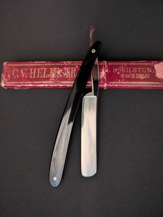 Небезпечна опасная бритва