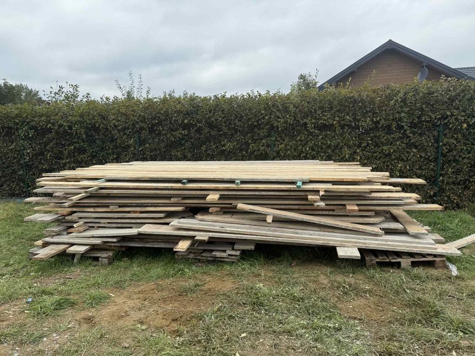 Deski 3.2 po jednej budowie