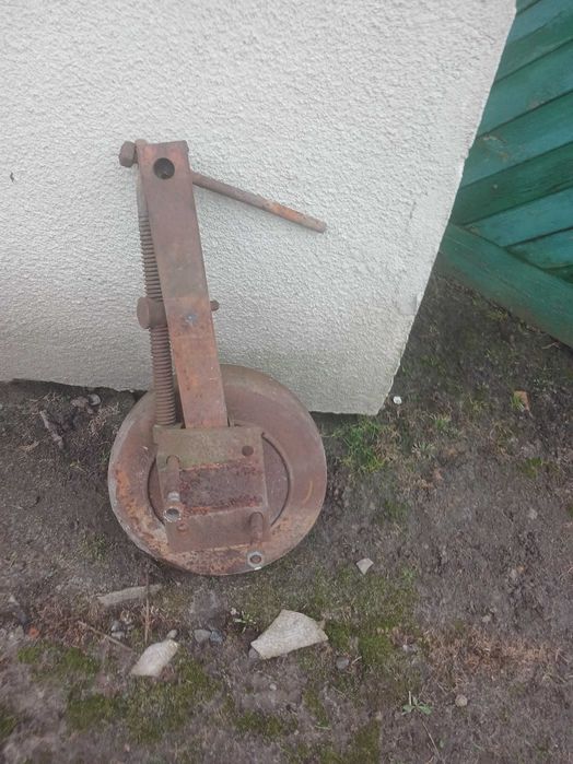 Опорне колесо для плуга