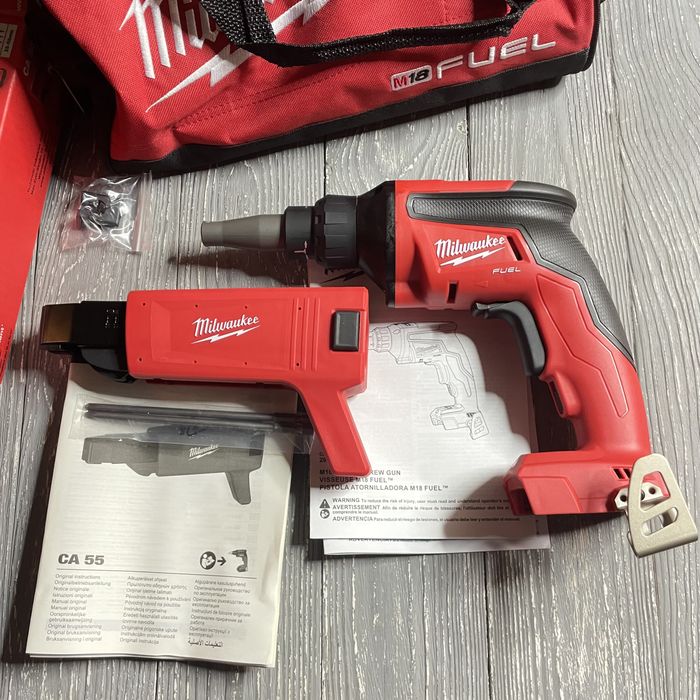 Шурупокрут по гіпоскартону Milwaukee M18 2866-20 + насадка + сумка