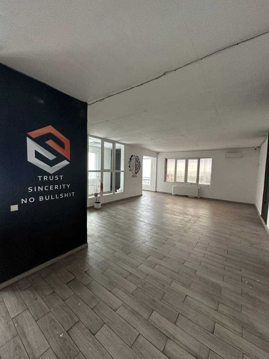 230 кв Офис в центре. Шикарная планировка, кухня, 3 каб..+ open space