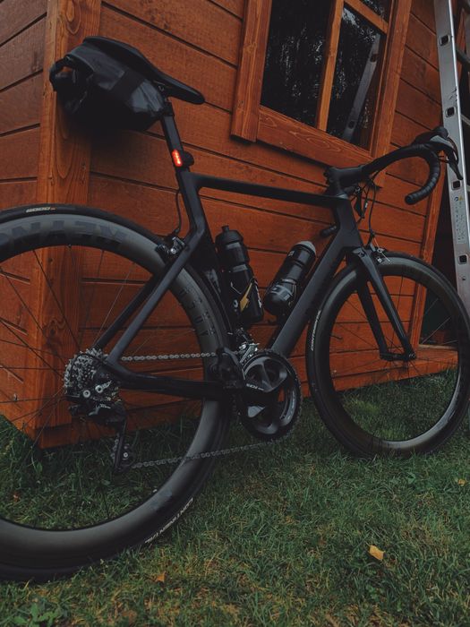 Canyon Aeroad CF SL7 2021 osprzęt 105 koła Carbon