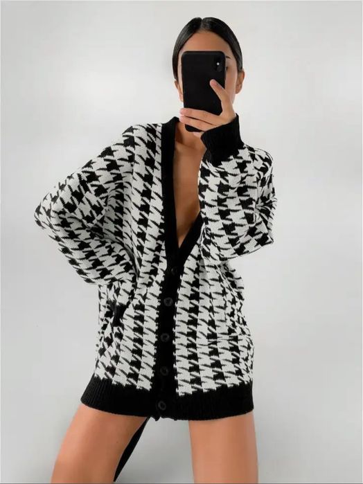 Кардиган у гусячу лапку, чорно-білий