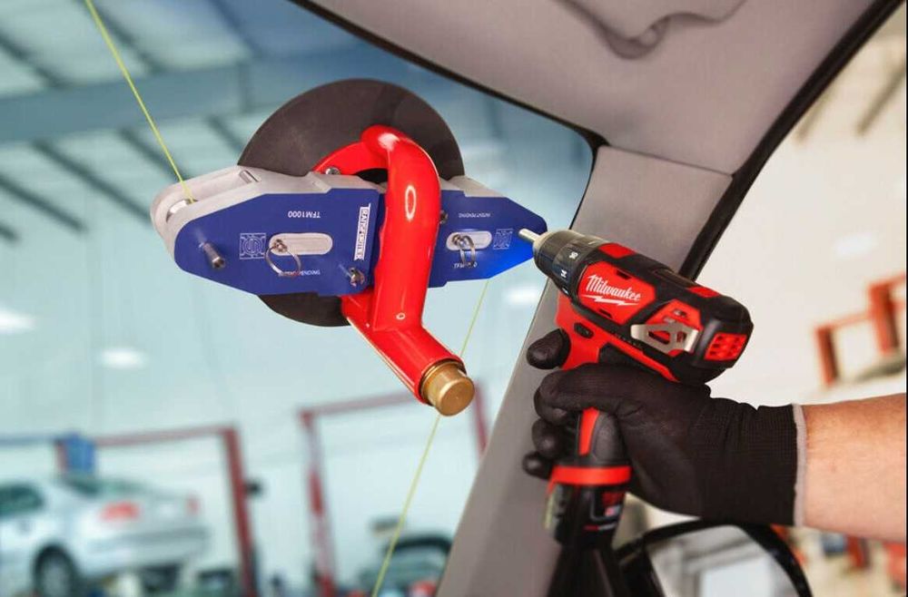 Заміна скла Тесла ,Сітроен, Фольксваген,БМВ,Ланос