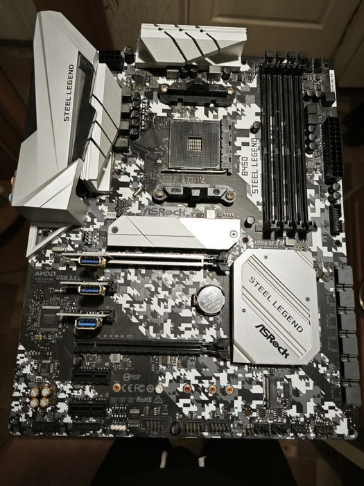 Материнская плата ASRock B450 Steel Legend.