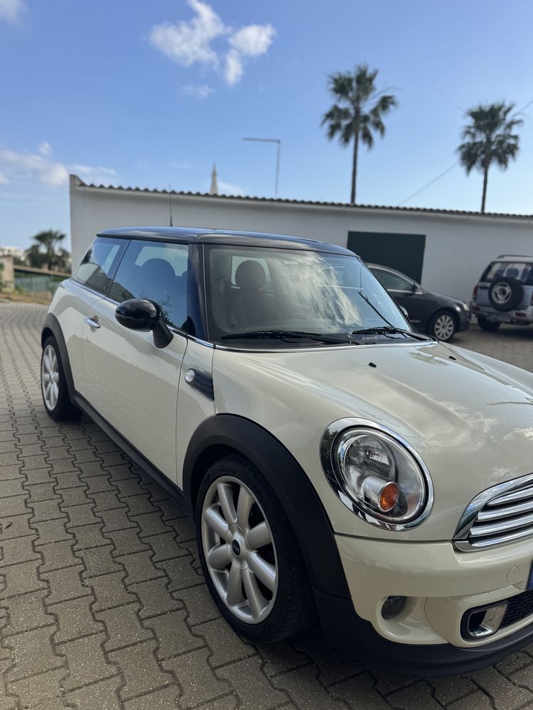 Mini Cooper D 1.6 3 Portas
