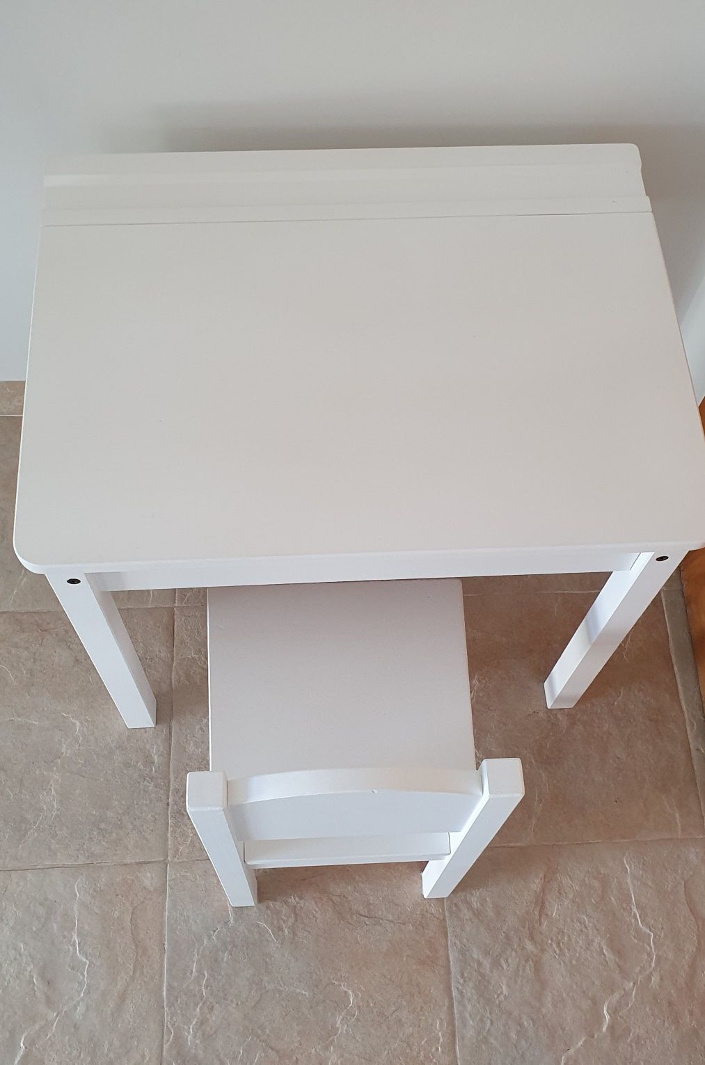 Secretária p/criança + Cadeira p/criança Sundvik Ikea branco RESERVADA