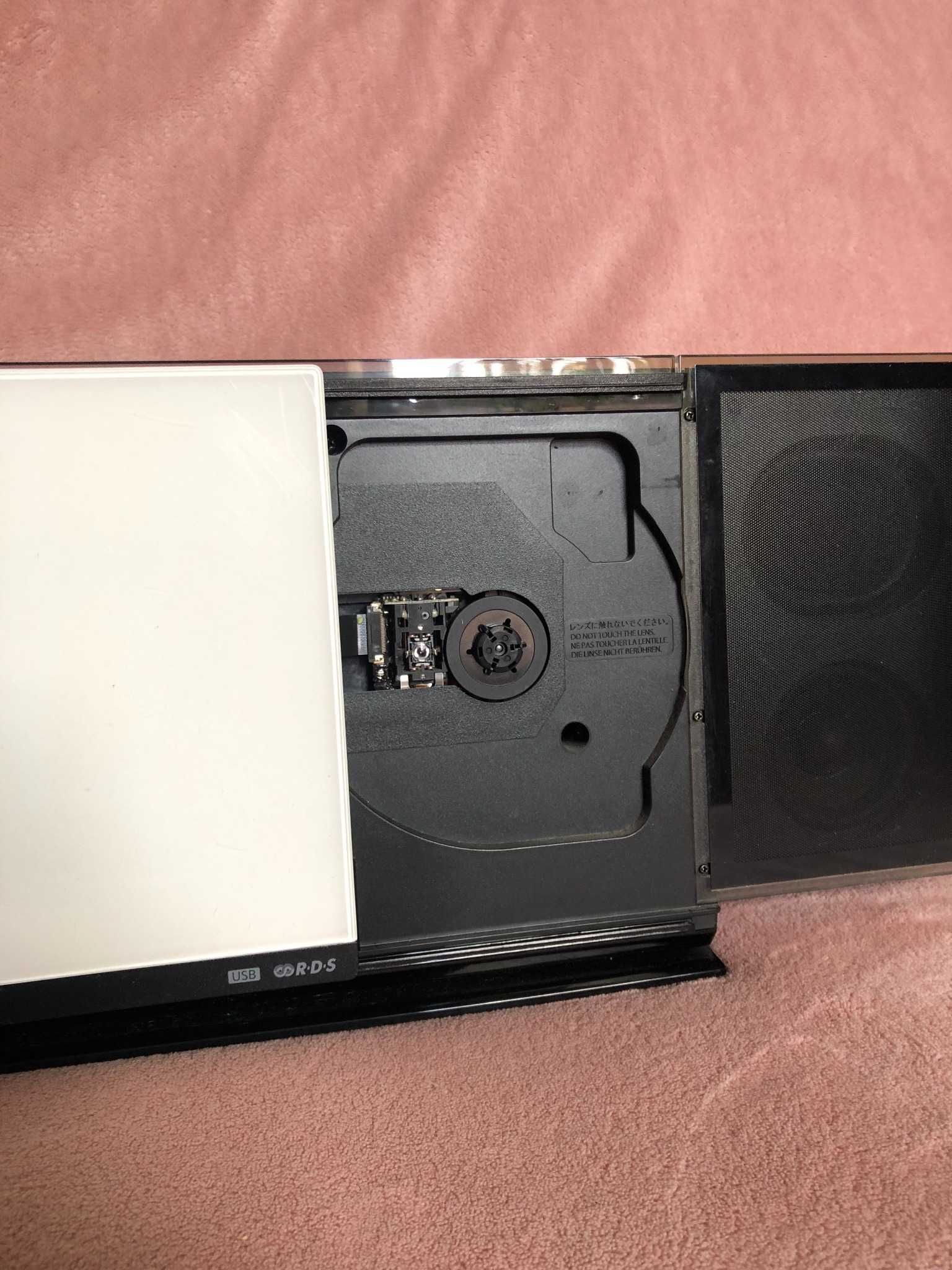 Panasonic SC-HC57 – Wieża audio z radiem, CD i stacją dokującą