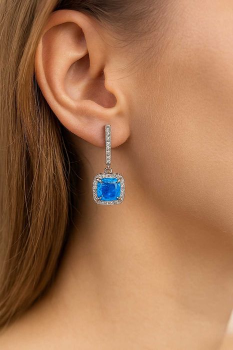 Srebrne Kolczyki Z Niebieskim Opalem Próba 925 2,74 g.