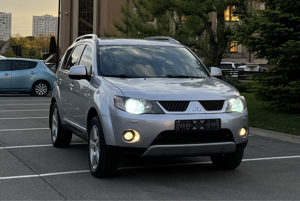 Mitsubishi outlander xl