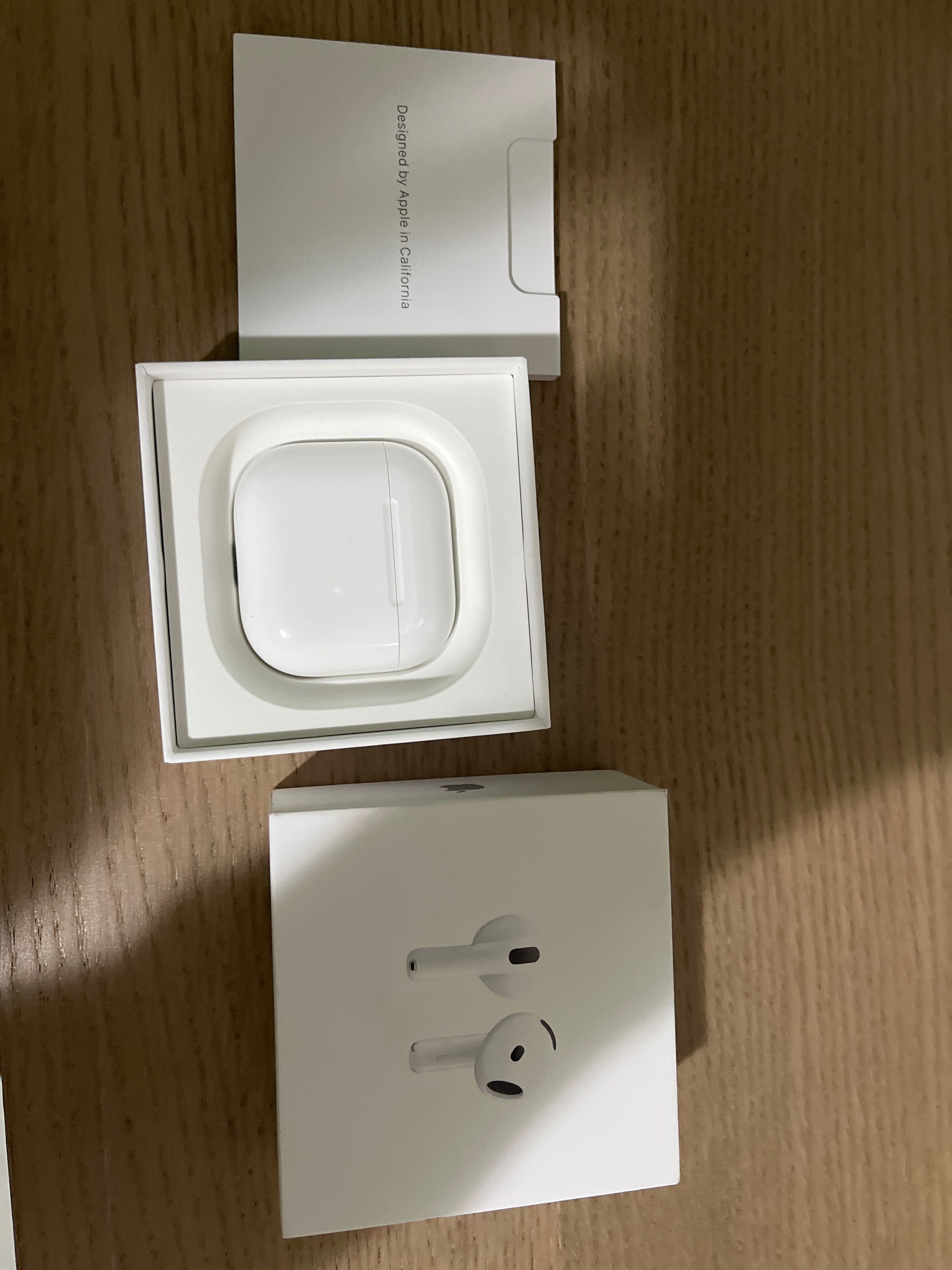 AirPods 4.ª geração originais