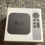 Apple TV 4K 2021, 32Гб модель MHY93 у відмінному стані