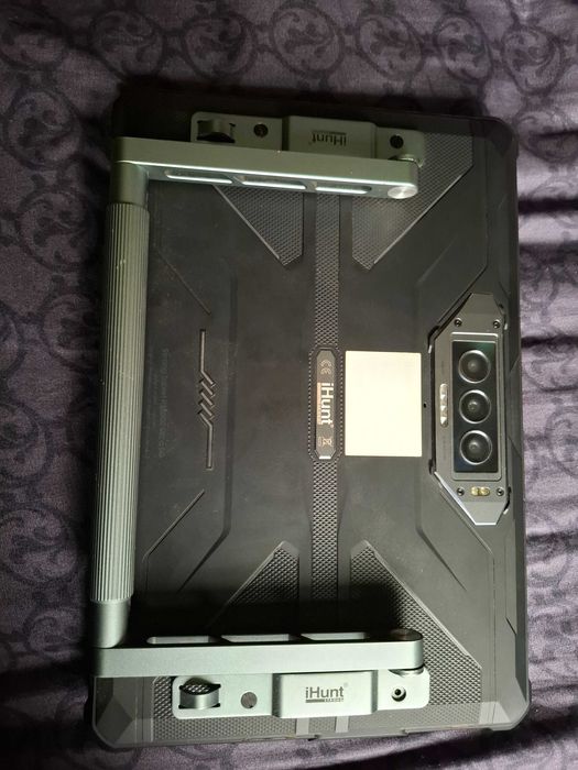 Планшет IHunt P32000
