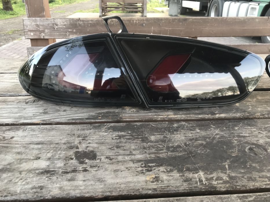 Стопи фул лед сеат леон мк2 тип1р