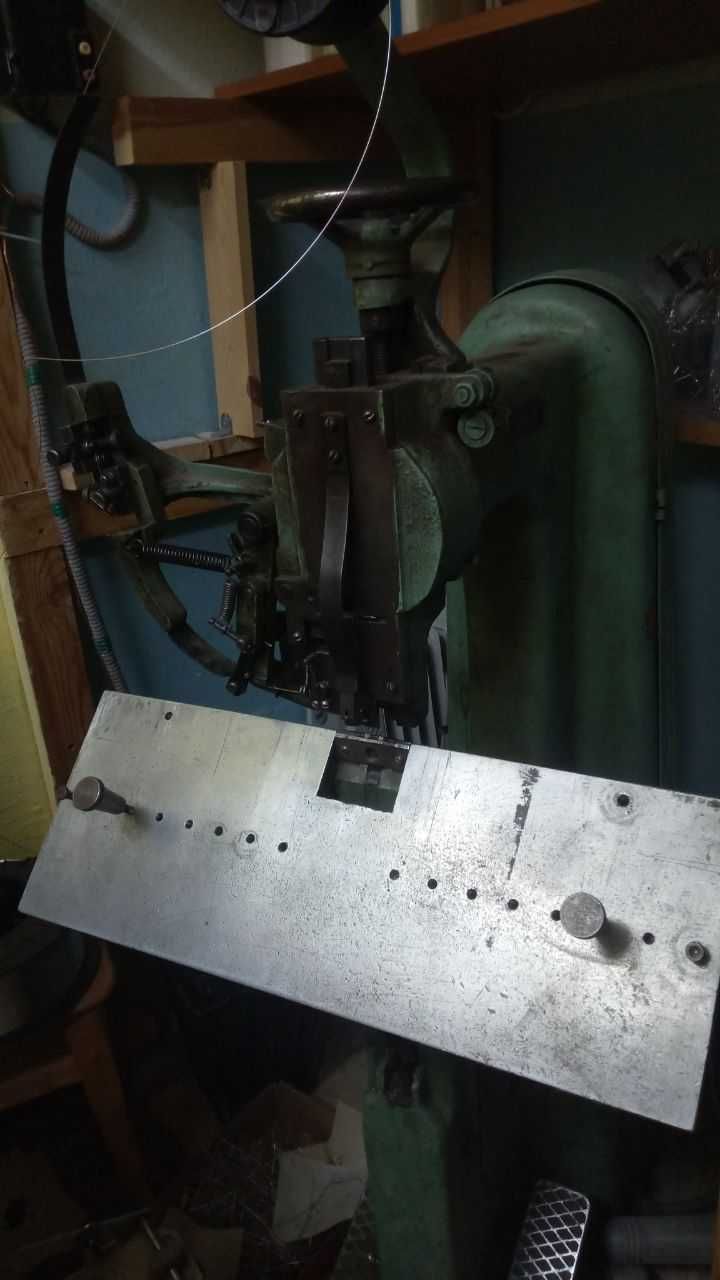 Дрото швейна машина БШП-4
