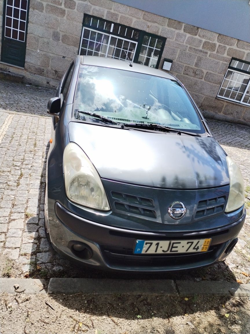 Nissan 1.0 ano 2010