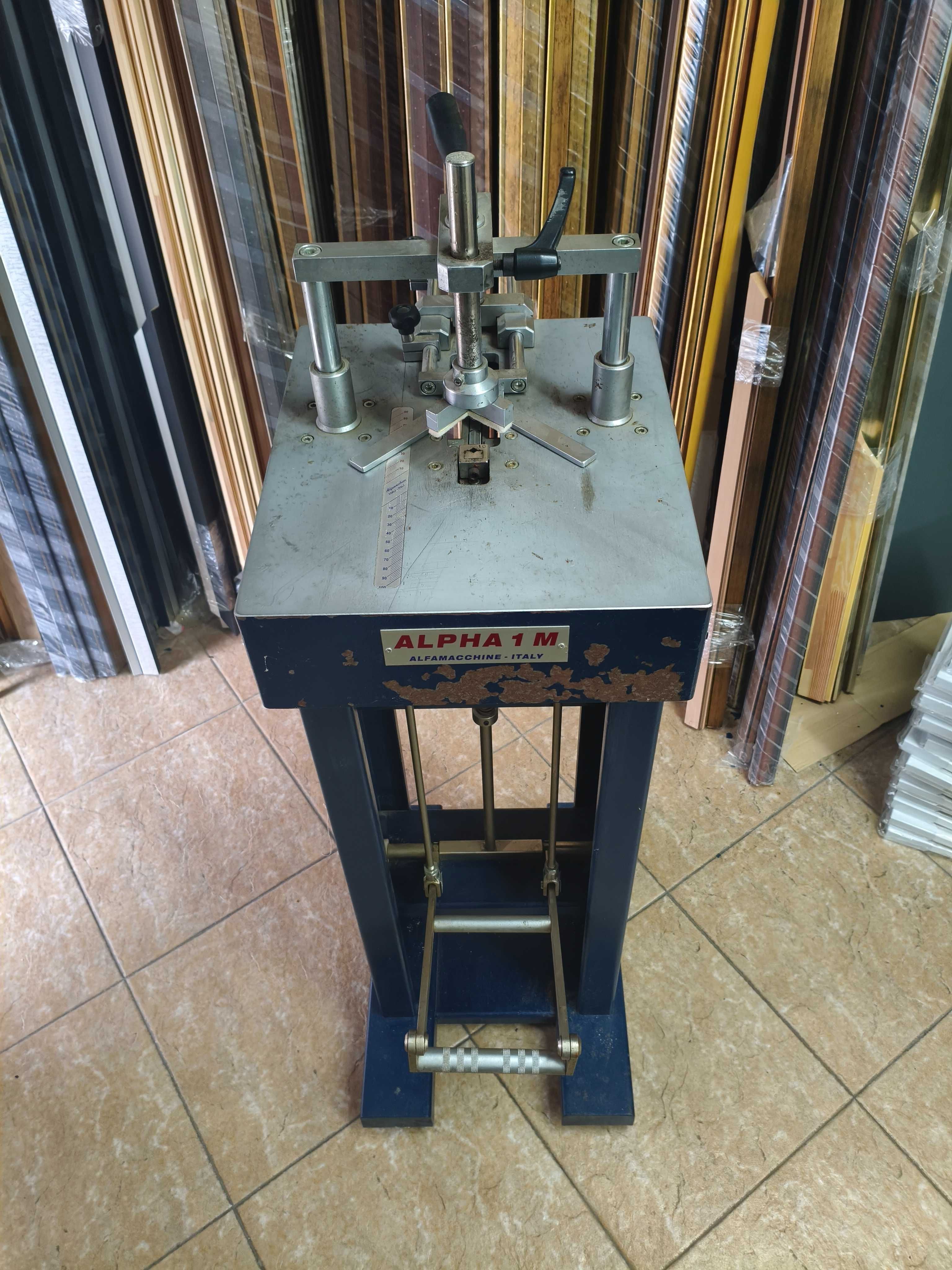 Zszywarka do ram obrazowych listew alfamacchine M1 mechaniczna
