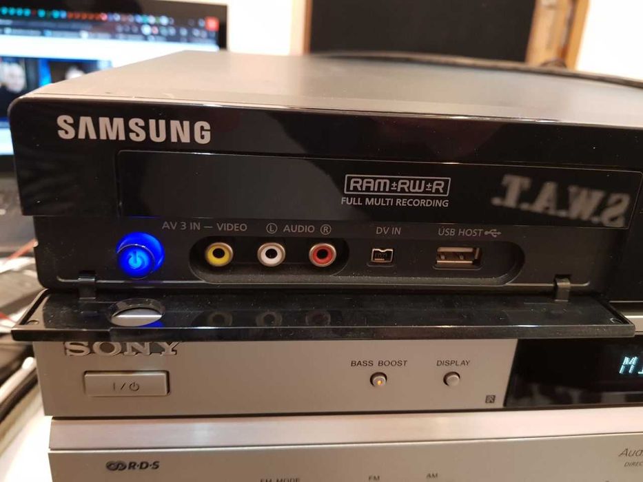 SAMSUNG DVD-HR773 - nagrywarka DVD z oryginalnym pilotem