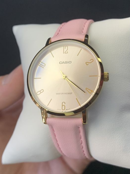Годинник жіночий Casio LTP-VT01GL-4B Оригінал Гарантія Часы женские