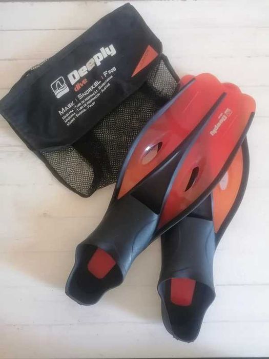 Conjunto Mergulho Criança Deeply Barbatanas Pés de Pato Tamanho 32-34