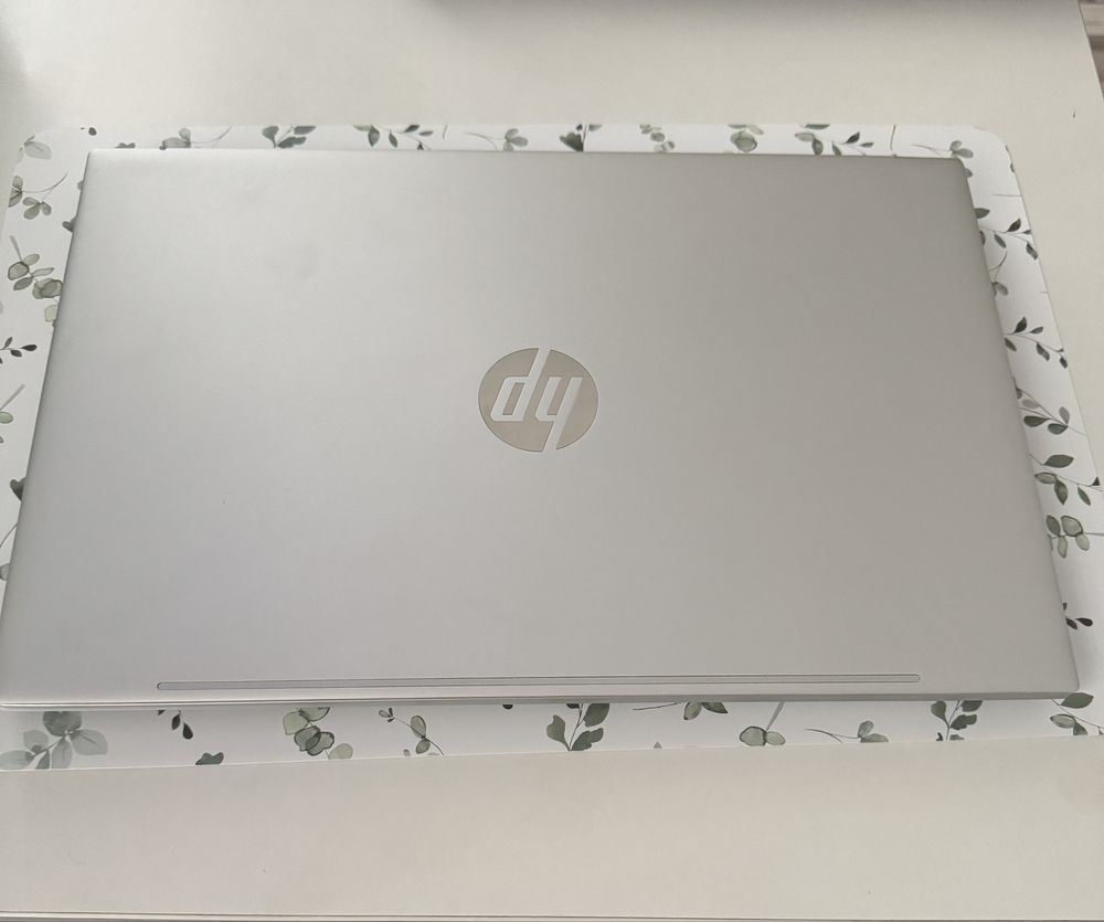 Sprzedam Laptopa HP Pawilon 15