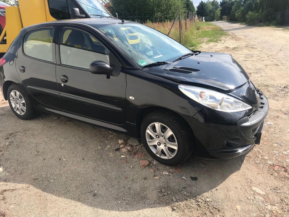 Peugot 207 1.4 2010