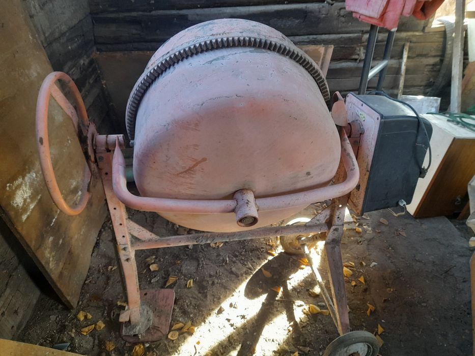 Бетономешалка 180 литров Vitals