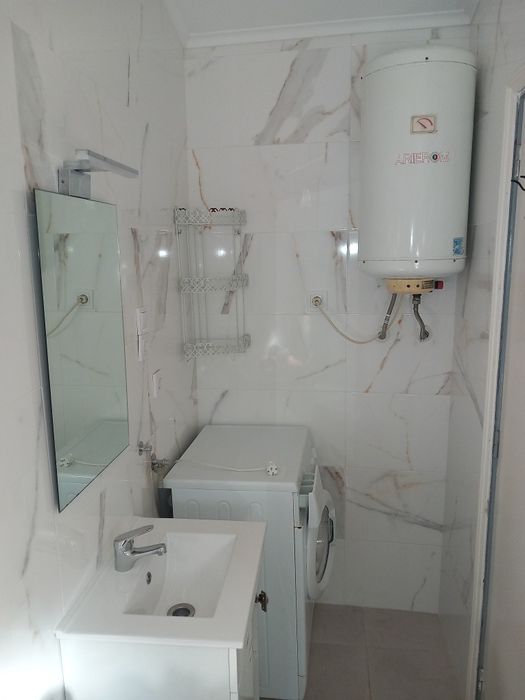 Casa de Ilha - T2 - Porto