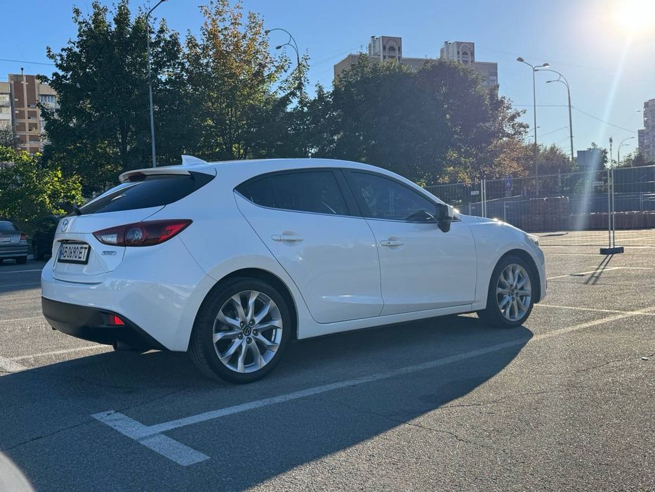 Mazda 3 Grand Touring