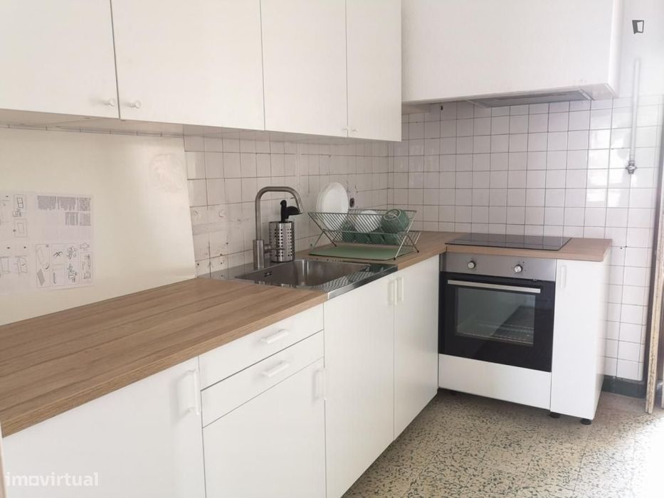 Quarto - localizado em Coimbra