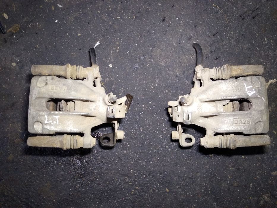 Zacisk hamulcowy tył lewy prawy Sharan Galaxy Alhambra mk1 oryginał