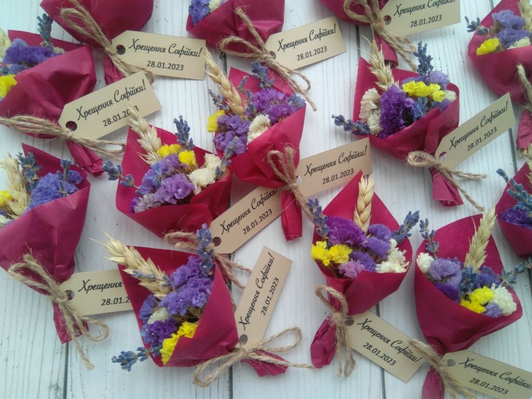 Цветы букетики на крестины с сухоцветами статица мини букет комплімент