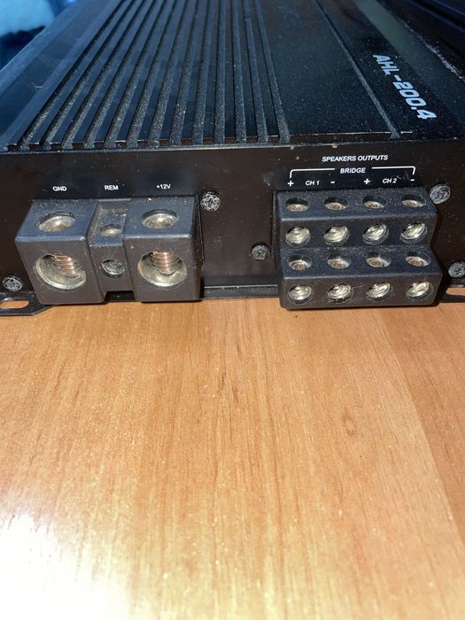 Услилитель звука DB Deaf Bonce Hannibal AHL 200.4