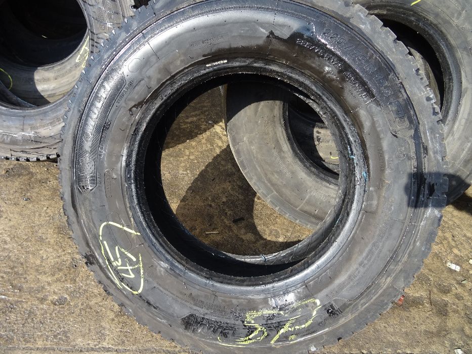 Opona 225/75R17.5 MICHELIN X MULTI ( 400 netto)