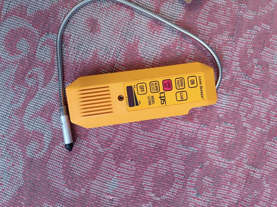 Электронный детектор утечек CPS LS790B