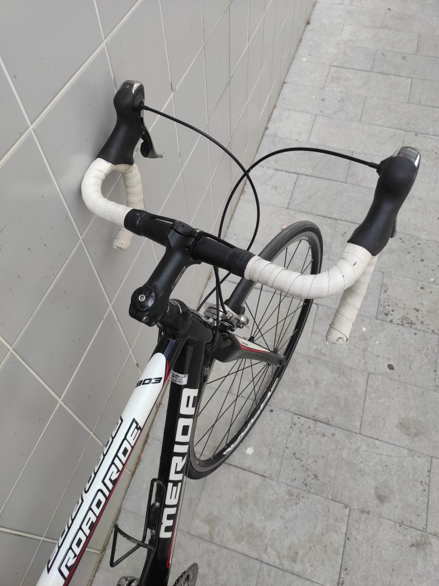 Merida bicicleta de estrada