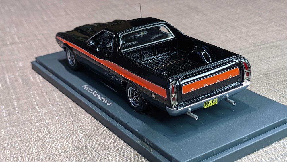 1:43 Ford Ranchero GT Black 1972 American Excellence / Neo Models