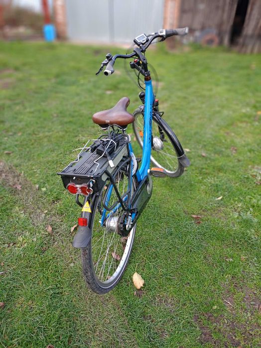 Rower elektryczny na 28 calowych kołach