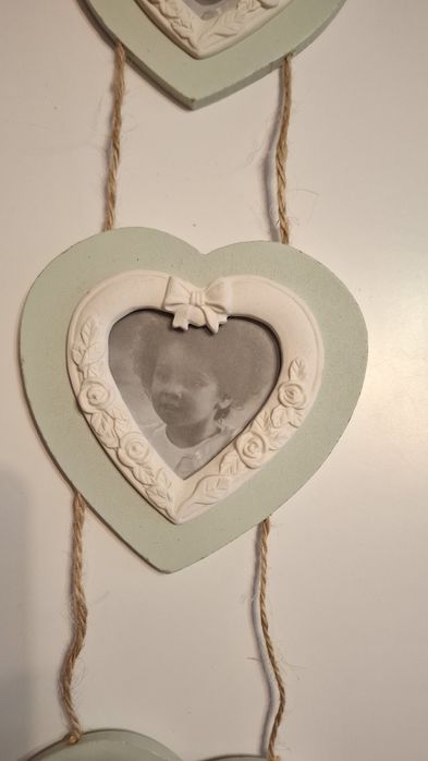 Gipsowe wiszące ramki na zdjęcia