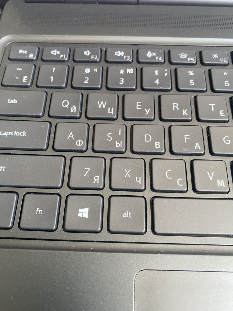 Dell Precision 7550 15.6" FHD IPS i7-10850H 16GB 512 Win 11