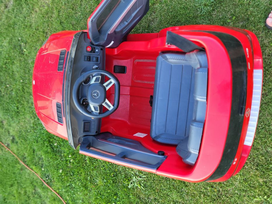 auto na akumulator elekryczne autko  Mercedes