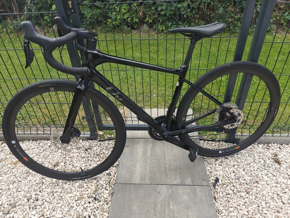 Liv Avail Advanced Pro 2 Shimano 105 DI2 rama S full karbon