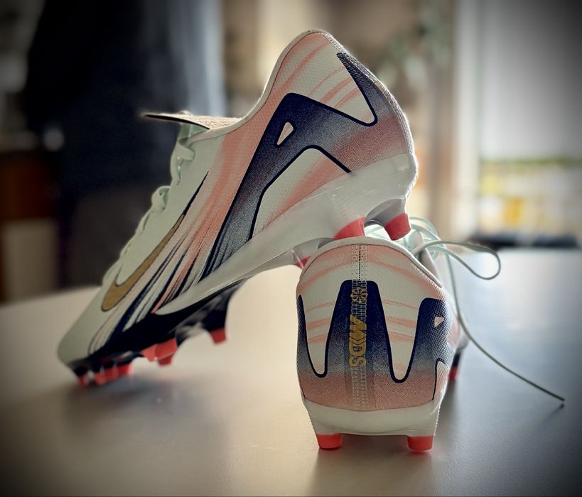 Chuteiras Nike Mercurial Vapor CR7 Academy