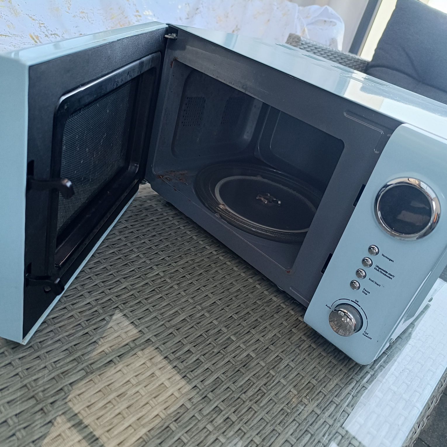 Mikrofala Etna model SMV520BLA błękitna / niebieska