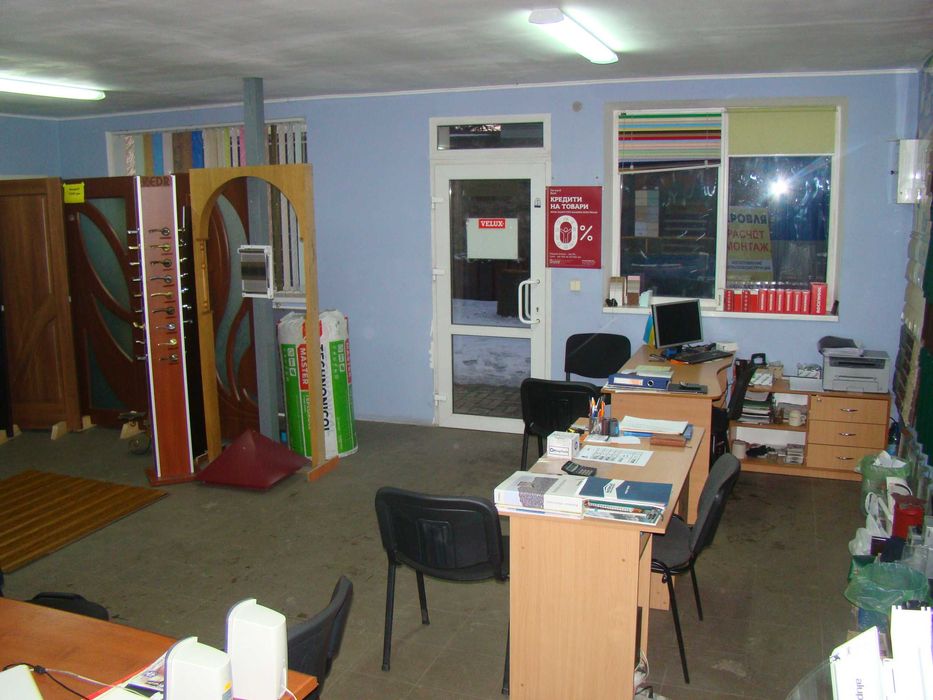 Продаю приміщення магазину на Херсонському шосе