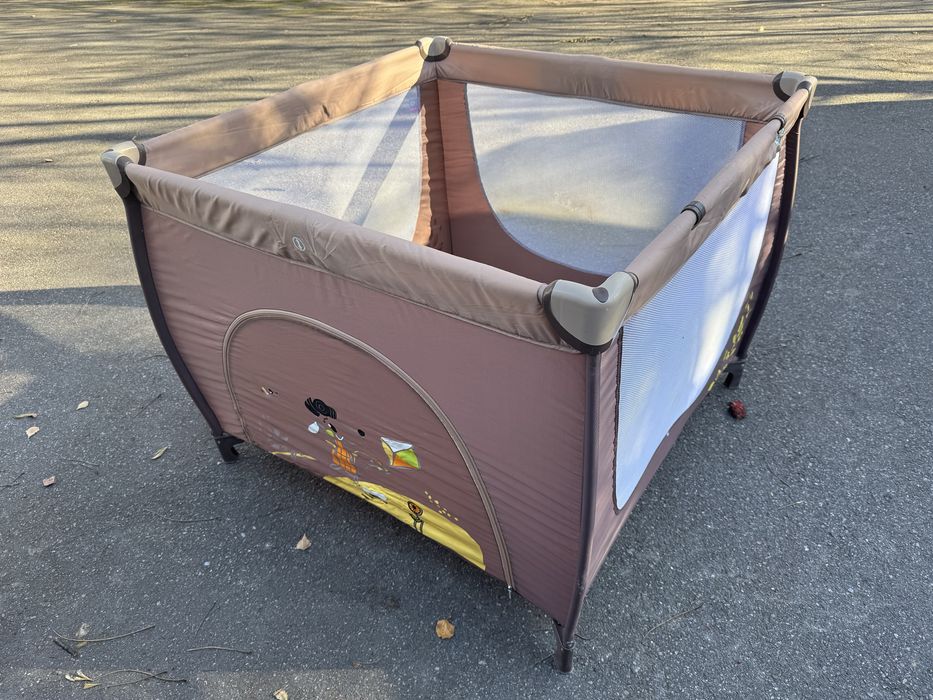 Манеж дитячий, майже новий