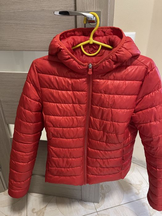 Продам демісезонну куртку жіночу розмір s