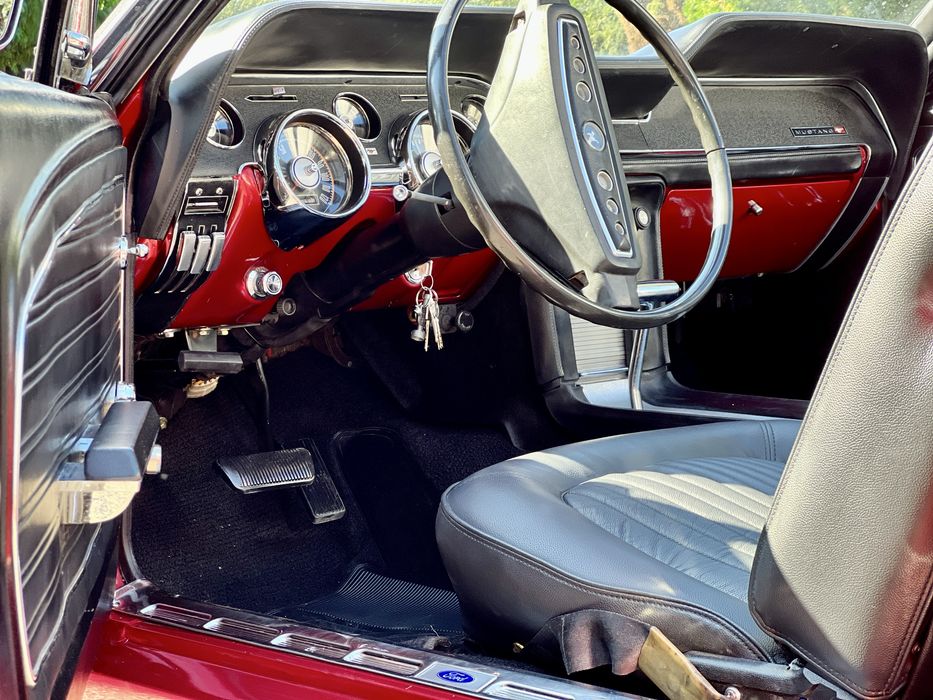 Ford Mustang Cabrio 1968r. Sesja zdjeciowa, Ślub, Wynajem, Kierowca