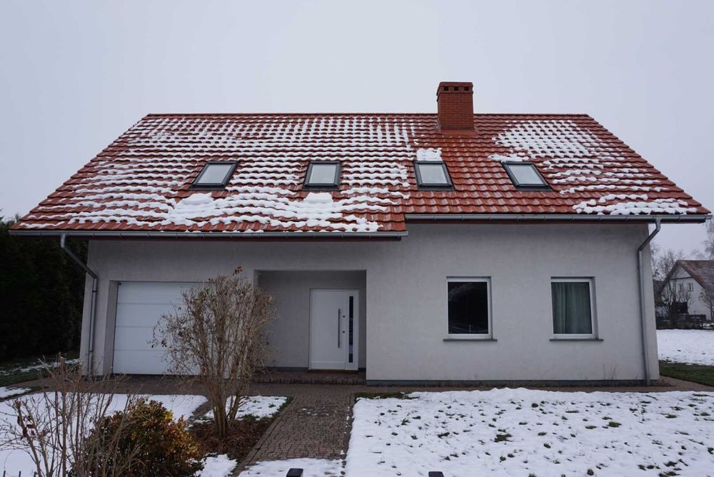 Na wynajem: dom jednorodzinny 175 m² – Kąty Wrocławskie, stan idealny