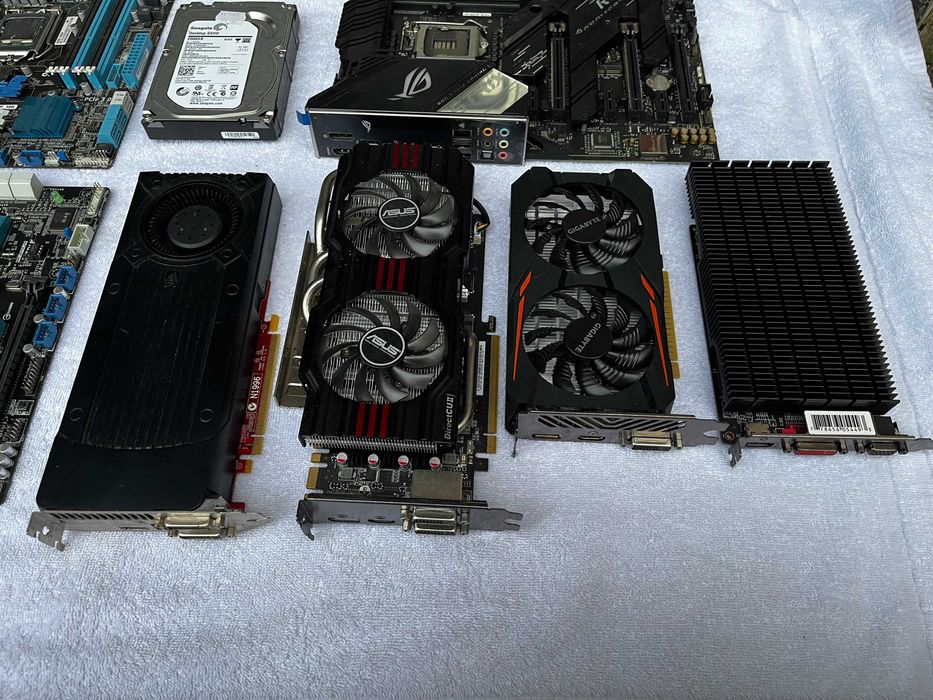 Komputer Lenovo i Medion, dużo części komputerowych - duży zestaw